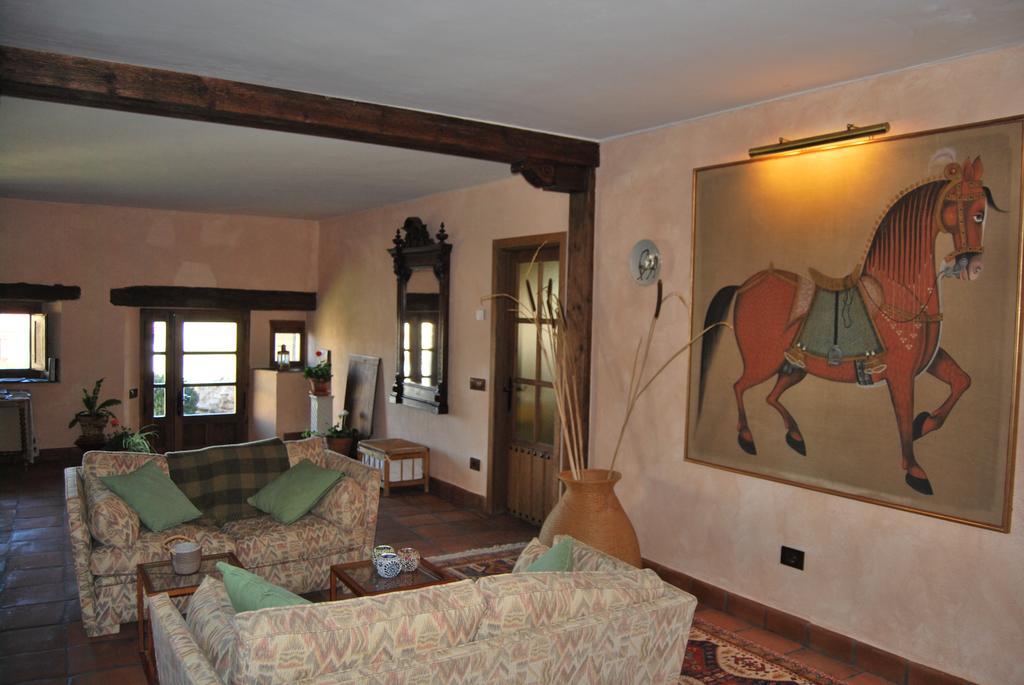 La Casa De San Gil Guest House Atienza Bagian luar foto