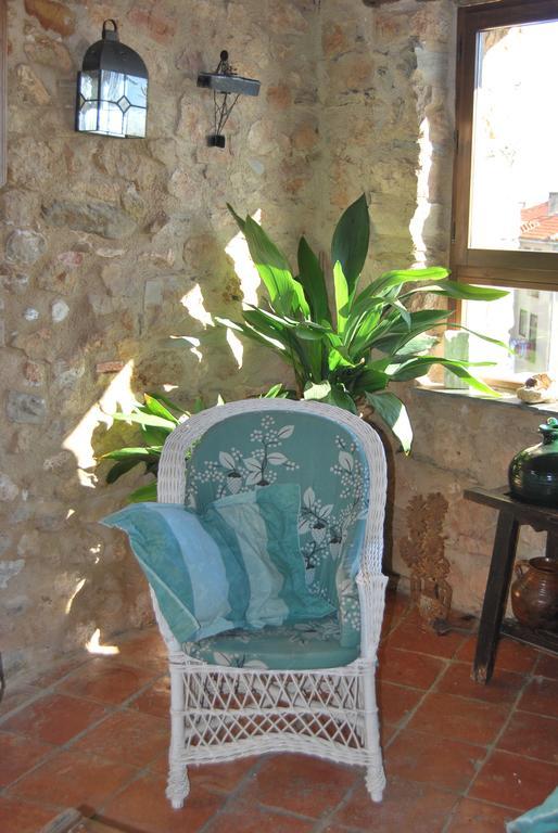 La Casa De San Gil Guest House Atienza Bagian luar foto