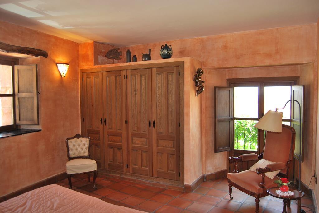 La Casa De San Gil Guest House Atienza Ruang foto