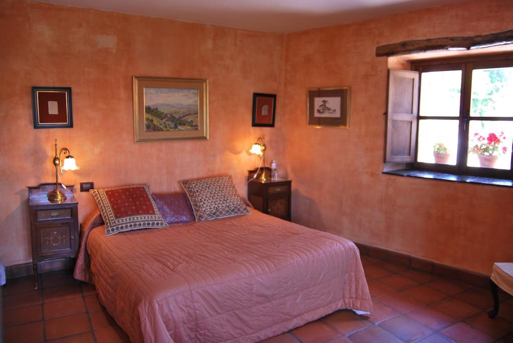 La Casa De San Gil Guest House Atienza Ruang foto