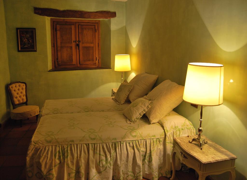 La Casa De San Gil Guest House Atienza Ruang foto