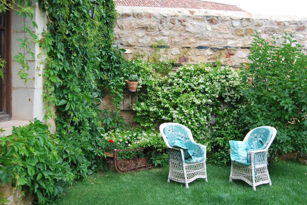 La Casa De San Gil Guest House Atienza Bagian luar foto