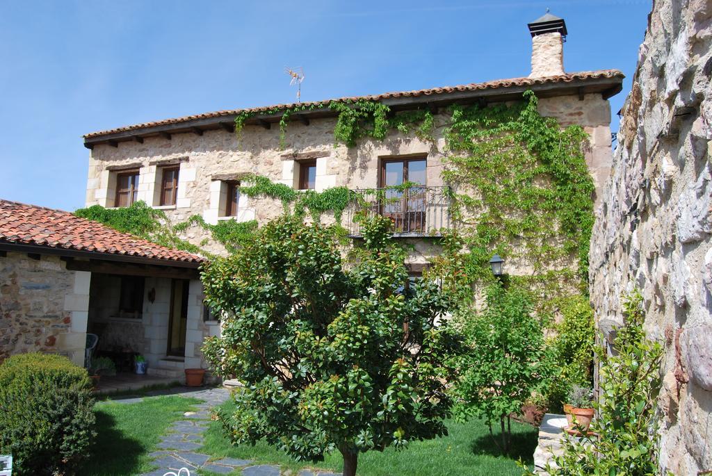 La Casa De San Gil Guest House Atienza Bagian luar foto